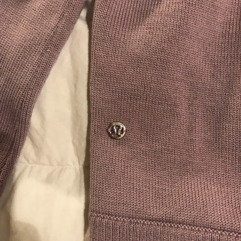 Lululemon bell sleeved sweater